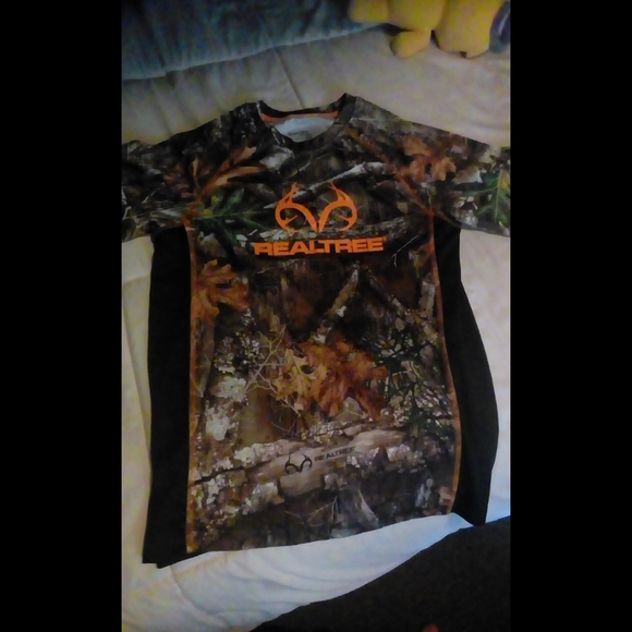 Boys dri fit real tree tshirt - Picture 1 of 3